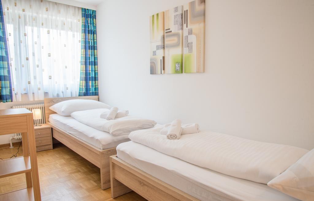 Apartment Seeblick Цел ам Зее Стая снимка